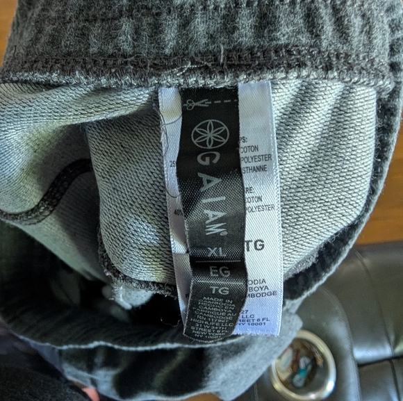 GAIAM Charcoal Jogger Pants XL - Picture 2 of 4
